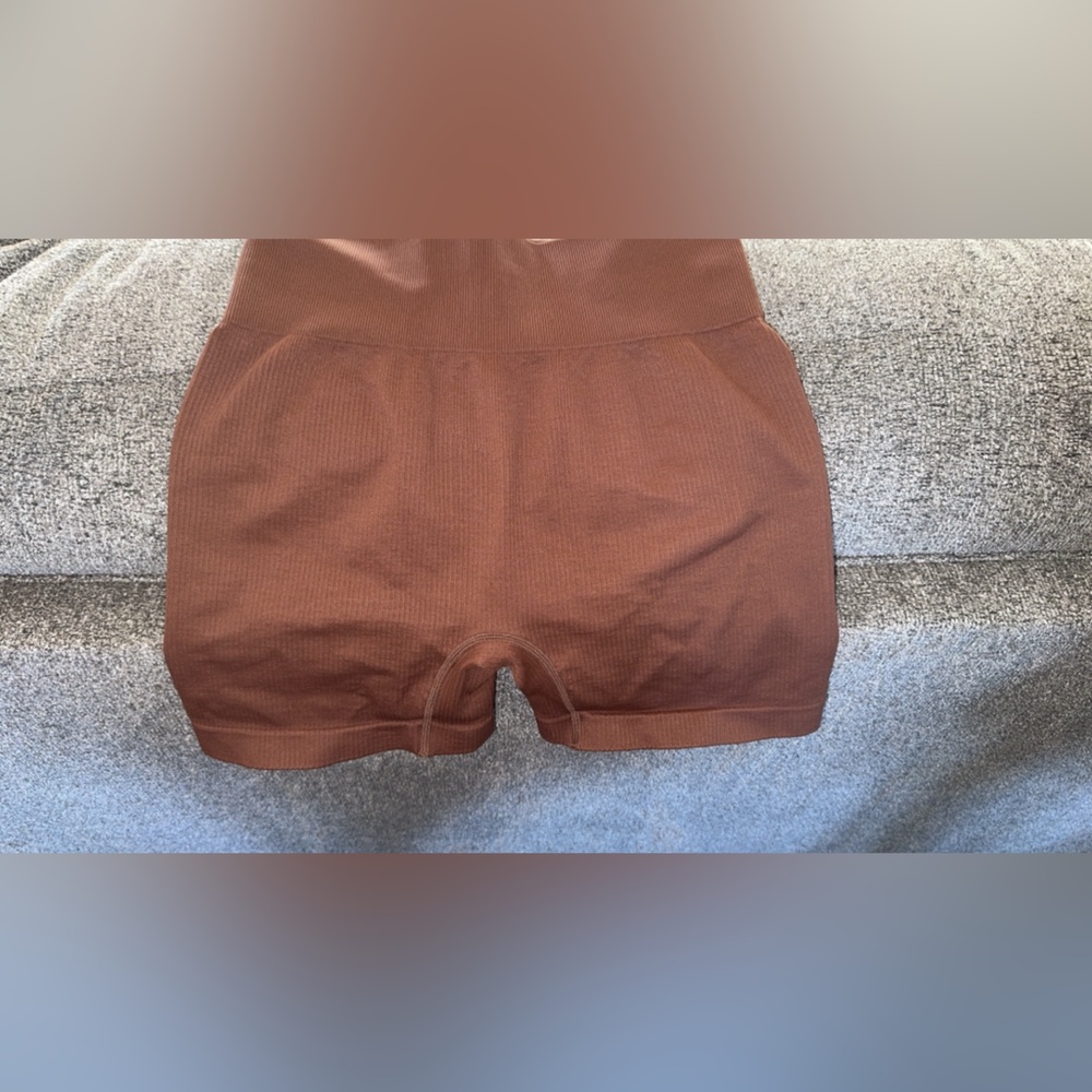 Biker shorts - Picture 3 of 5